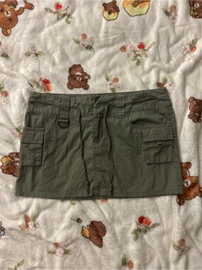 Y2K skirt